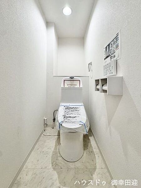 ■一人になれる安らぎの場所■清潔さと静けさを両立した空間。心落ち着くひとときを過ごせる、プライベートなレストルームです。