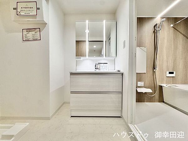 ■清々しいリフレッシュ空間■自分を磨き、気持ちを切り替えるプライベートスペース。