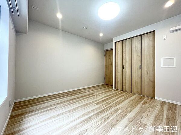 ■6.9帖洋室■心からリラックスできる静けさ、上質な眠りで、毎日をリセットします。明日への活力を養う空間です。