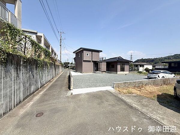 ■理想を叶える新しい暮らしの舞台■高いデザイン性と機能性を兼ね備えた住まい。ここで、家族の新しい物語が始まります。