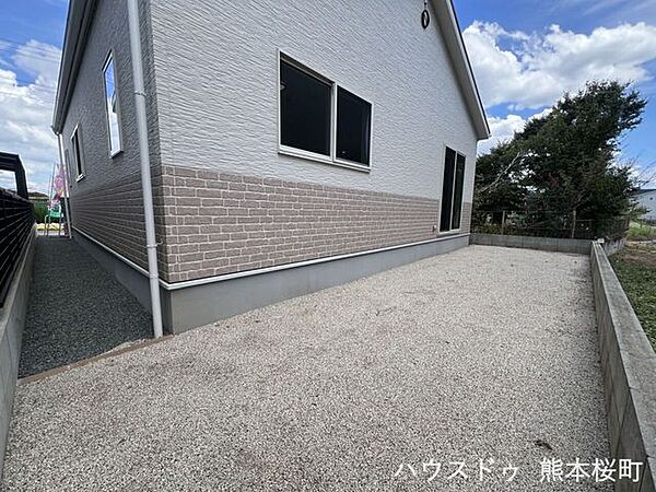 ■遊びと安らぎの多目的空間■子どもが安全に遊べ、ペットと触れ合い、大人も自然に癒やされる、暮らしを彩るスペースです。