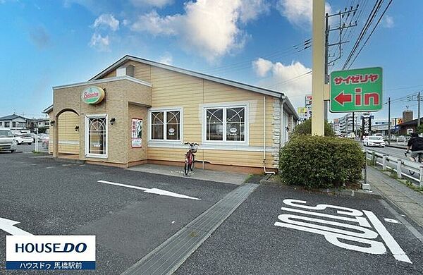 サイゼリヤ柏増尾台店車で行きやすいサイゼリヤです。ランチメニューもあって500円台でおいしいランチが食べられます。 490m