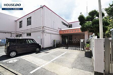 豊町保育園南柏駅から徒歩15分の住宅街の中にある保育園です。園庭やお部屋でお友達と一緒に笑顔いっぱい元気いっぱい遊んでいます。 810m