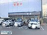 周辺：セブンイレブン松戸小山店1杯ごとに挽きたてのコーヒーを提供する「セブンカフェ」や唐揚げなどの調理商品は、一度はお世話になったことがあるのではないでしょうか？いつも「近くて便利」で助かりますよね♪…