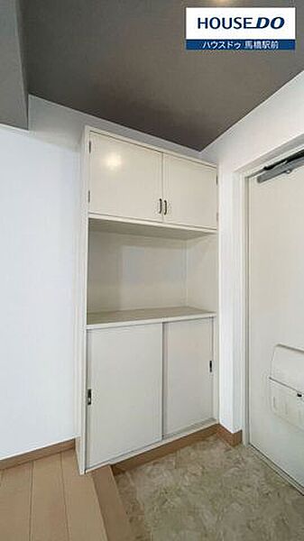 玄関のちょっとした場所を癒しスペースに