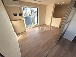 GRAMM六地蔵C棟 203 2階1LDKのリビング/ダイニング