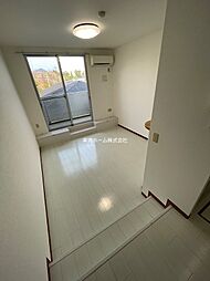 ホワイトハイムKAGAMIISHI 202 2階ワンルームのリビング/ダイニング