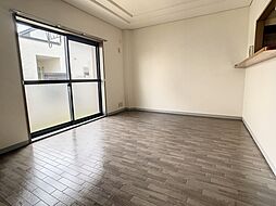 シャングリラ壱番館 101 1階2LDKのリビング/ダイニング