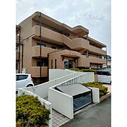 アーバングランデ 1階 築22年8ヶ月の賃貸物件