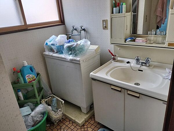 detached 青森県弘前市大字清原２丁目8-24
地図を見る