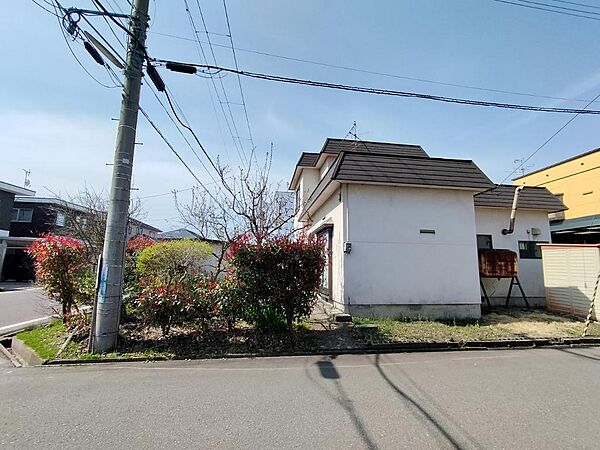 detached 青森県弘前市大字清原２丁目8-24
地図を見る