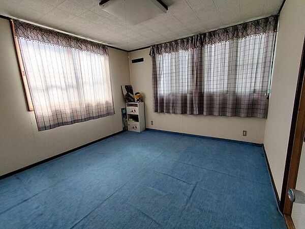 detached 青森県弘前市大字清原２丁目8-24
地図を見る