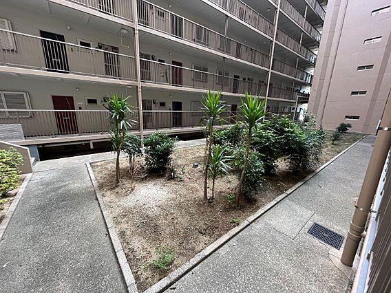 マンション内に...