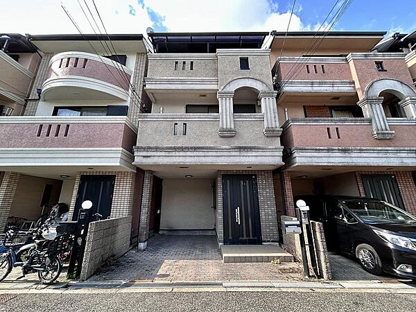 外観：327002234449