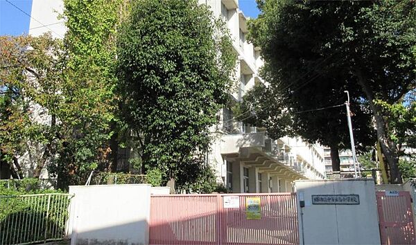 堺市立中百舌鳥小学校（1311m）