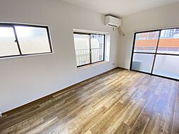 シャングリラロイヤルシティ高麗II 0403 4階ワンルームのリビング/ダイニング