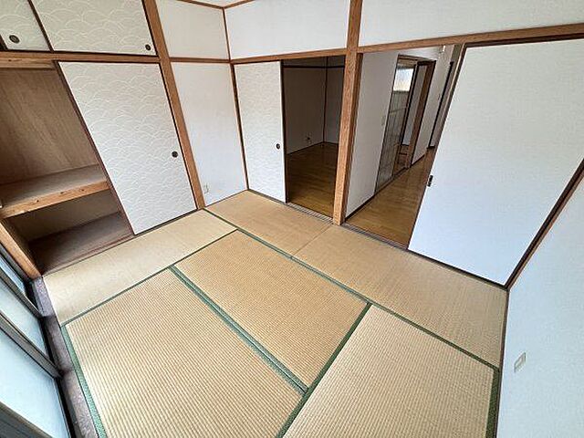 寝室