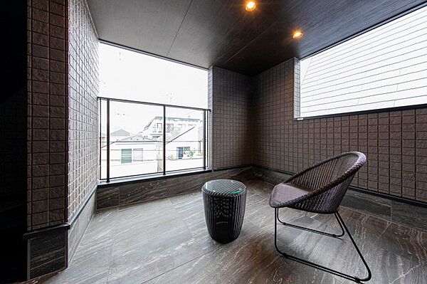 【建物プラン例】建物金額:3，500万円建物面積：211.80m2、間取：4LDK＋S.I.C