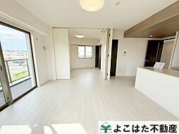 レーベンハイム多摩聖ヶ丘 3LDKのリビング/ダイニング