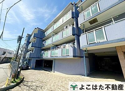 外観：緑に囲まれた閑静な住宅地で、自然と調和したゆとりある暮らしを実現！！