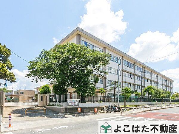 川崎市立宿河原小学校 徒歩8分。 600m