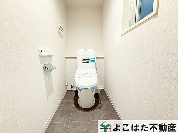従来型に比べお手入れがしやすく、節水効果もあり経済的です。