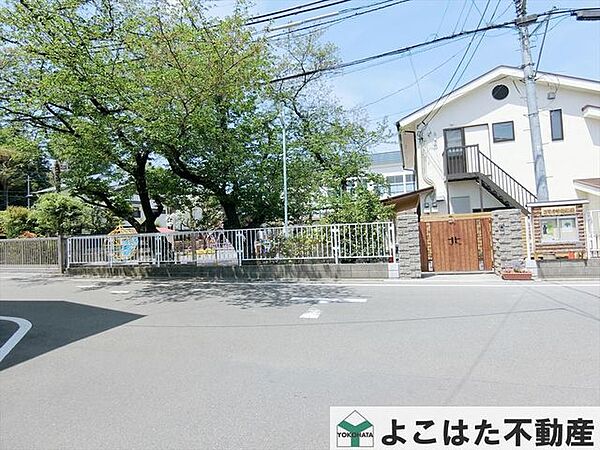 コマクサ幼稚園 徒歩6分。 450m