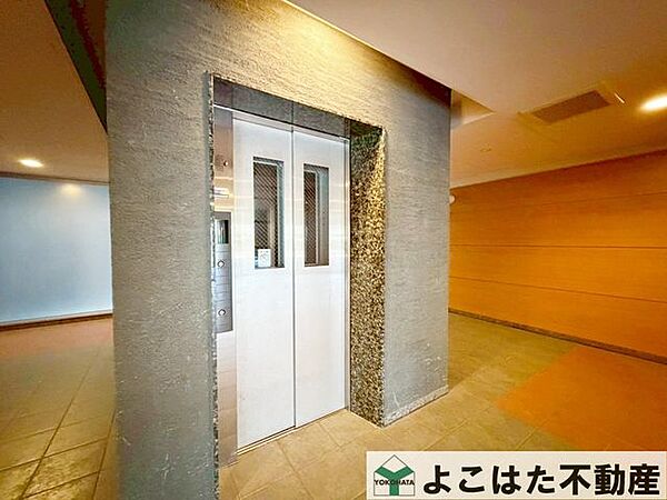 毎日の階段の上り下りから解放！重い荷物もベビーカーもスムーズに運べる、エレベーター完備の快適マンションです。