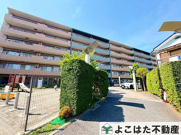 近くに公園があるので、子供を連れてお散歩やジョギングなど休日の楽しみが増えます。