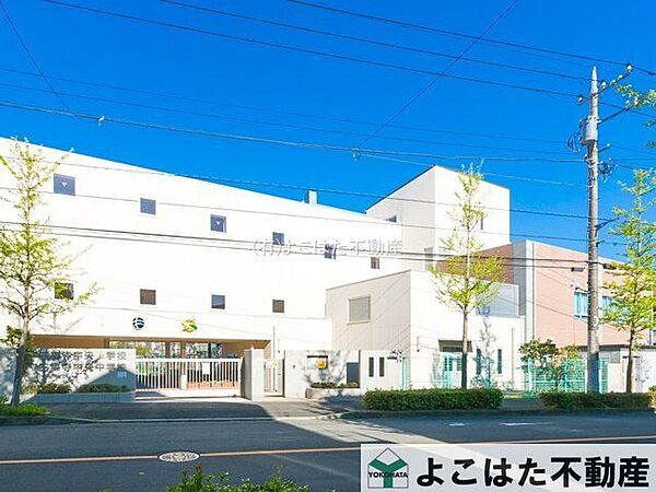川崎市立王禅寺中央中学校 徒歩6分。 440m