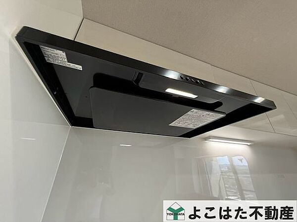 24時間換気システムは、常に新鮮な空気を室内に取り入れ、健康的で快適な空間を提供します。