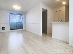 プラシード・アロッジオIV 202 2階2LDKのリビング/ダイニング