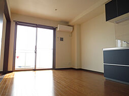 シャイニング壱番館 302 3階2DKのリビング/ダイニング