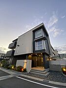 栗東駅より徒歩9分 2階 築3年11ヶ月の賃貸物件