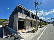 彦根駅より徒歩10分 2階 築1年6ヶ月の賃貸物件