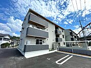 彦根駅より徒歩8分 3階 築2年2ヶ月の賃貸物件