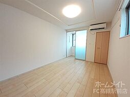 JR東海道・山陽本線 高槻駅 徒歩19分の賃貸マンション 1階ワンルームのリビング/ダイニング