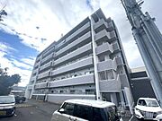 富田駅より徒歩3分 3階 築17年3ヶ月の賃貸物件