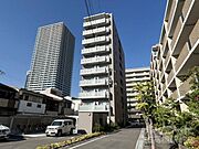 高槻市駅より徒歩5分 築1年7ヶ月 10階建の賃貸物件