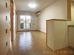 JR草津線 寺庄駅 徒歩4分の賃貸アパート 2階2LDKのリビング/ダイニング