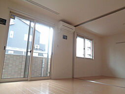 JR東海道・山陽本線 南草津駅 徒歩18分の賃貸アパート 1階1LDKのリビング/ダイニング