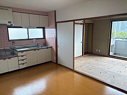 近江鉄道近江本線 彦根駅 徒歩7分の賃貸マンション 3階3DKのリビング/ダイニング