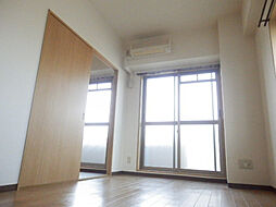 JR東海道・山陽本線 野洲駅 徒歩3分の賃貸マンション 8階1DKのリビング/ダイニング