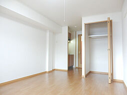 JR湖西線 大津京駅 徒歩4分の賃貸マンション 1階ワンルームのリビング/ダイニング