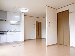 JR東海道・山陽本線 米原駅 徒歩7分の賃貸アパート 1階2LDKのリビング/ダイニング