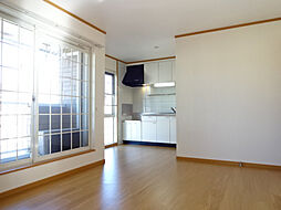 JR北陸本線 長浜駅 3.1kmの賃貸アパート 2階1SLDKのリビング/ダイニング