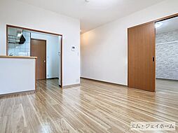 近江鉄道近江本線 豊郷駅 徒歩14分の賃貸マンション 3階2LDKのリビング/ダイニング