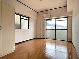 黒崎スカイマンション 4階ワンルームのリビング/ダイニング