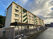 メモリープラザ中間２ 4階 築39年10ヶ月の賃貸物件