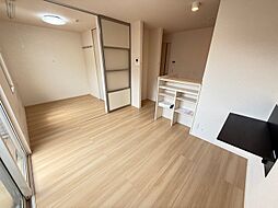 オレンジハウス 1階1LDKのリビング/ダイニング